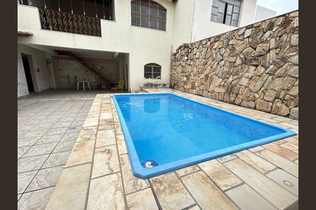 Casa à venda com 341m², 6 quartos e 2 vagasPiscina