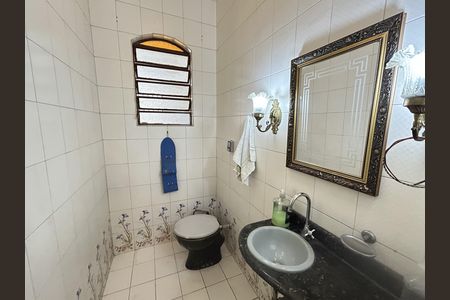 Casa à venda com 341m², 6 quartos e 2 vagasLavabo 