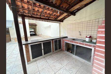 Casa à venda com 341m², 6 quartos e 2 vagasChurrasqueira