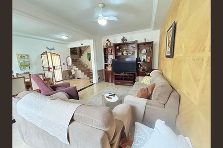 Casa à venda com 341m², 6 quartos e 2 vagasSala 2