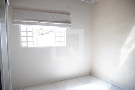 Casa para alugar com 180m², 4 quartos e 2 vagas Casa para alugar com 180m², 4 quartos e 2 vagasSuíte