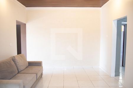 Casa para alugar com 180m², 4 quartos e 2 vagas Casa para alugar com 180m², 4 quartos e 2 vagasSala 02