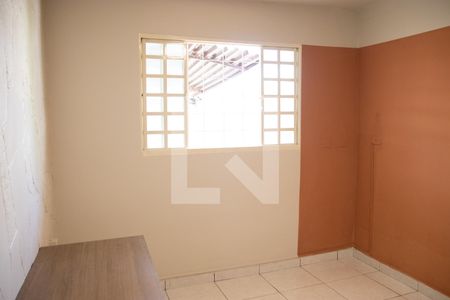 Casa para alugar com 180m², 4 quartos e 2 vagas Casa para alugar com 180m², 4 quartos e 2 vagasQuarto 02