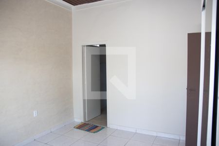 Casa para alugar com 180m², 4 quartos e 2 vagas Casa para alugar com 180m², 4 quartos e 2 vagasSuíte