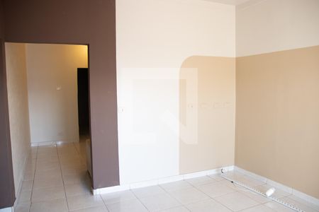 Sala 01 de casa para alugar com 4 quartos, 180m² em Setor Central, Goiânia