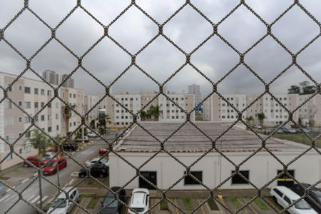 Vista - Sala de apartamento para alugar com 2 quartos, 48m² em Vila Mogilar, Mogi das Cruzes