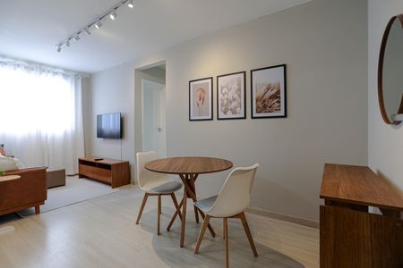 Sala de apartamento para alugar com 2 quartos, 48m² em Vila Mogilar, Mogi das Cruzes