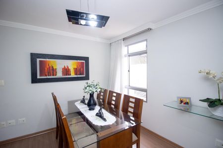 Sala  de apartamento à venda com 3 quartos, 135m² em Centro, Contagem