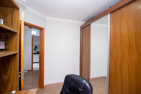 Apartamento à venda com 135m², 3 quartos e 2 vagasQuarto 3