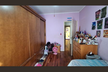 Casa à venda com 291m², 3 quartos e 3 vagasQuarto 2
