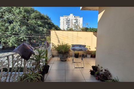 Casa à venda com 291m², 3 quartos e 3 vagasVaranda 