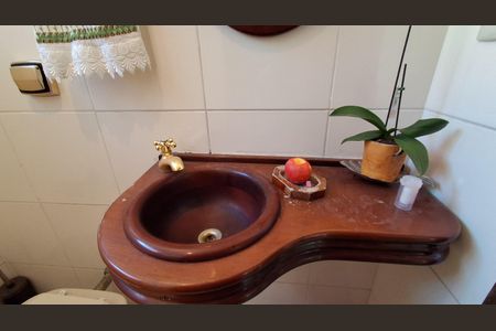 Casa à venda com 291m², 3 quartos e 3 vagasLavabo 