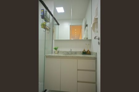 Apartamento à venda com 55m², 2 quartos e 1 vagaBanheiro 