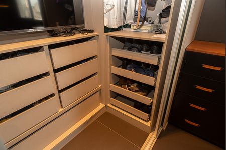 Apartamento para alugar com 49m², 1 quarto e 1 vagaCloset da Suíte