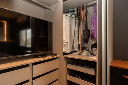 Apartamento para alugar com 49m², 1 quarto e 1 vagaCloset da Suíte
