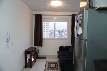 Apartamento para alugar com 2 quartos, 32m² em Vila Carmosina, São Paulo
