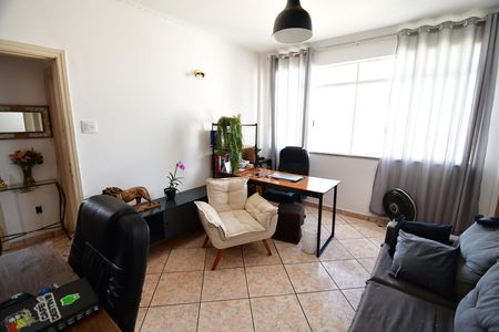 Apartamento à venda com 68m², 2 quartos e sem vagaSala