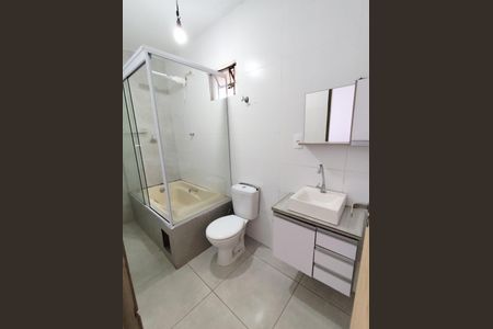 Casa à venda com 200m², 4 quartos e 3 vagasBanheiro