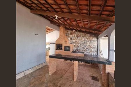 Área externa de casa à venda com 4 quartos, 200m² em Jardim Caravelas, Goiânia