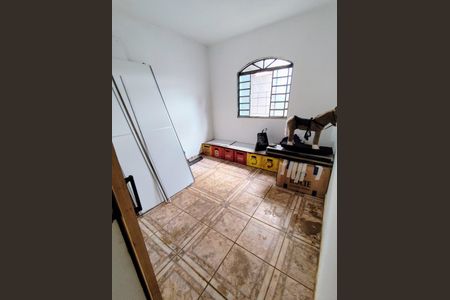 Sala de casa à venda com 4 quartos, 200m² em Jardim Caravelas, Goiânia