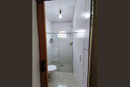 Banheiro de casa à venda com 4 quartos, 200m² em Jardim Caravelas, Goiânia