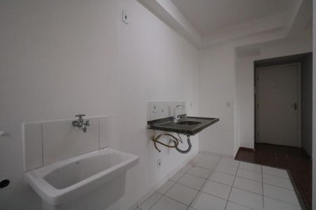 Apartamento à venda com 43m², 2 quartos e 1 vaga Apartamento à venda com 43m², 2 quartos e 1 vagaCozinha e Área de Serviço