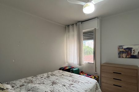 Quarto de apartamento para alugar com 1 quarto, 50m² em Orquidario, Santos