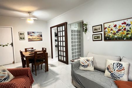 Sala de apartamento para alugar com 1 quarto, 50m² em Orquidario, Santos