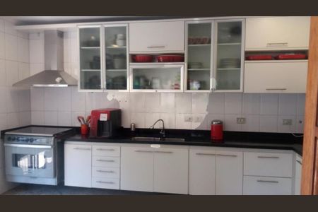 Casa à venda com 4 quartos, 491m² em Jardim Petropolis, São Paulo