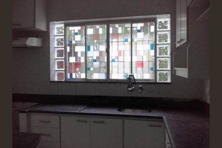 Casa à venda com 143m², 3 quartos e 2 vagas