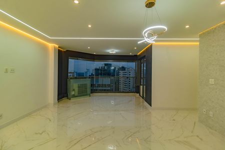Apartamento à venda com 83m², 2 quartos e 1 vaga