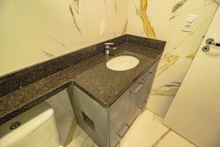 Apartamento à venda com 83m², 2 quartos e 1 vaga