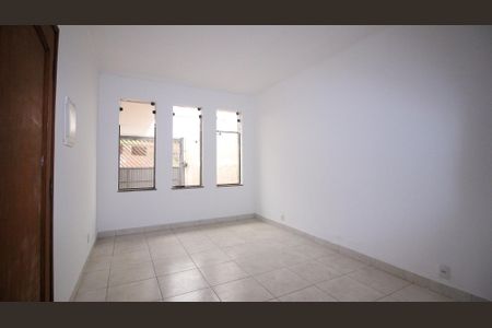 Casa à venda com 2 quartos, 220m² em Quinta da Paineira, São Paulo