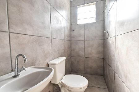 Banheiro de casa para alugar com 1 quarto, 35m² em Vila São José, São Paulo