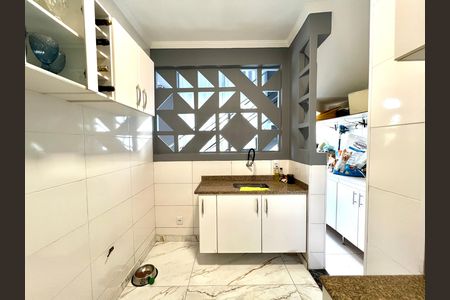 Apartamento à venda com 130m², 3 quartos e 1 vaga Apartamento à venda com 130m², 3 quartos e 1 vagaCozinha