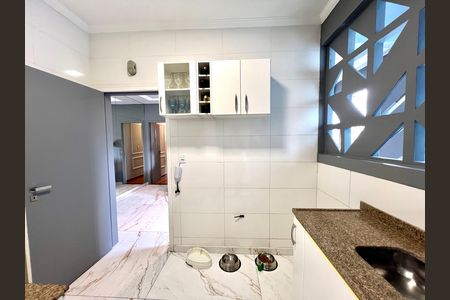Apartamento à venda com 130m², 3 quartos e 1 vaga Apartamento à venda com 130m², 3 quartos e 1 vagaCozinha