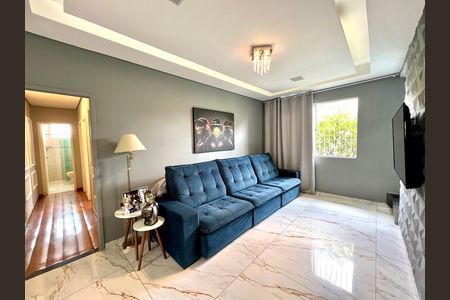 Apartamento à venda com 130m², 3 quartos e 1 vaga Apartamento à venda com 130m², 3 quartos e 1 vagaSala