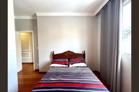Apartamento à venda com 130m², 3 quartos e 1 vaga Apartamento à venda com 130m², 3 quartos e 1 vagaBanheiro da Suíte