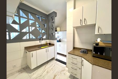 Apartamento à venda com 130m², 3 quartos e 1 vaga Apartamento à venda com 130m², 3 quartos e 1 vagaCozinha