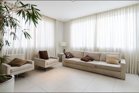 Apartamento à venda com 70m², 2 quartos e 1 vaga Apartamento à venda com 70m², 2 quartos e 1 vagaÁrea comum - Salão de festas