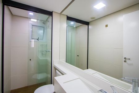 Apartamento à venda com 70m², 2 quartos e 1 vaga Apartamento à venda com 70m², 2 quartos e 1 vagaBanheiro social