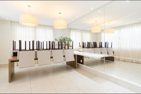 Apartamento à venda com 70m², 2 quartos e 1 vaga Apartamento à venda com 70m², 2 quartos e 1 vagaÁrea comum - Salão de festas