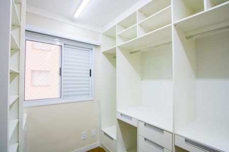 Apartamento à venda com 70m², 2 quartos e 1 vaga Apartamento à venda com 70m², 2 quartos e 1 vagaCloset do quarto 1