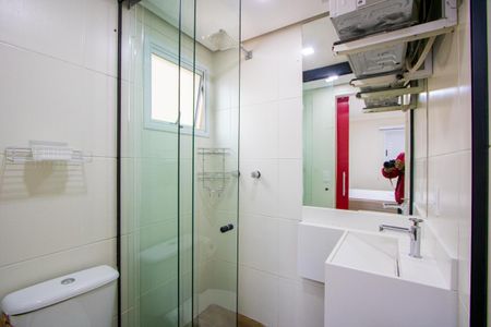Apartamento à venda com 70m², 2 quartos e 1 vaga Apartamento à venda com 70m², 2 quartos e 1 vagaBanheiro do quarto 1
