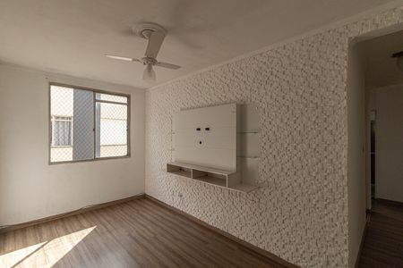 Sala de apartamento para alugar com 2 quartos, 53m² em Jardim Gonzaga, São Paulo
