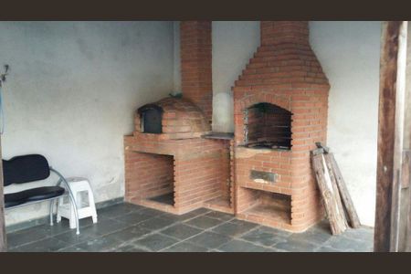 Casa à venda com 3 quartos, 160m² em Jardim Guanhembu, São Paulo