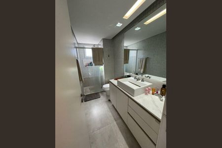 Apartamento para alugar com 119m², 2 quartos e 2 vagas