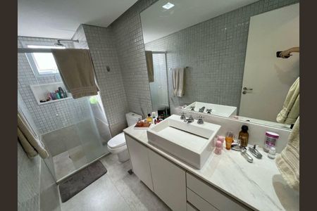 Apartamento para alugar com 119m², 2 quartos e 2 vagas