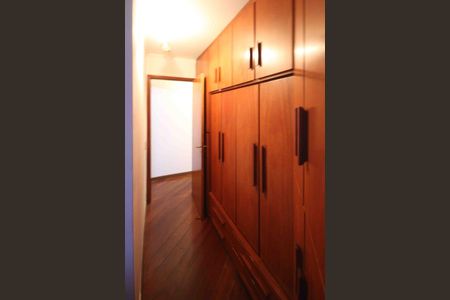 Apartamento à venda com 92m², 2 quartos e 2 vagasCloset