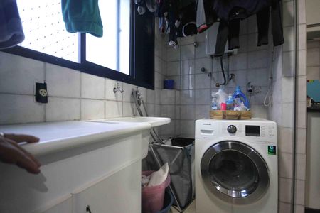 Apartamento à venda com 92m², 2 quartos e 2 vagasÁrea de Serviço